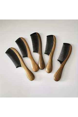 Sorendy  AT-116Sandal Ağaçı Kaplamalı Kemik Dişli Ahşap Tarak 18 CM