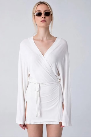 Cloudymood Kadın Siyah Kuşaklı Ultra Soft Ekru Kimono Beyaz - 924380525 Beyaz