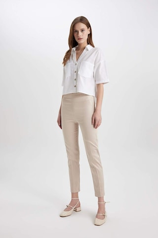DeFacto Boxy Fit Keten Karışımlı Kısa Kollu Gömlek V2523AZ24SMWT34