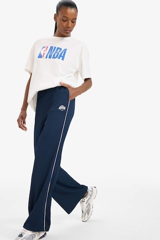 DeFactoFit NBA Los Angeles Lakers Wide Leg Cepli Geniş Paça Standart Boy Krinkıl İnce Sporcu Pantolon E3621AX25SMNV94