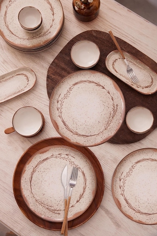 Kütahya Porselen 14 Parça 6 Kişilik Kahvaltı Takımı 880914 417663 Bej