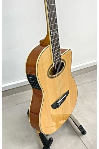 İnce Kasa Elektro Klasik Gitar  Naturel