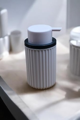 3 Parça Sert Plastik Banyo Seti/sıvı Sabunluk, Diş Fırçalık Ve Katı Sabunluk-toz Pembe 000 Açık Krem