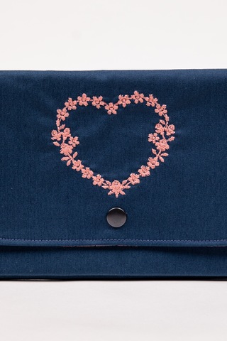 Fabric Craft Bag Kadın Cüzdan Nakışlı Kumaş Çıtçıtlı İki Bölmeli 22x13 Cm Lacivert-pembe
