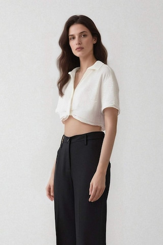 Defacto Cropped Fit Gömlek Yaka Keten Görünümlü Kısa Kollu Bluz C7799ax25spwt32 Beyaz