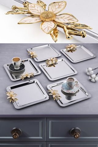 Papatya Aksesuarlı Kare Kahve Ve Çay Sunum Tepsisi 20x25 Cm