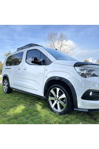 Opel Combo E 2018 Yılı Ve Sonrası 8 Prç. Çamurluk Dodik Set