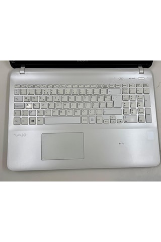 Sony Vaıo SVF152C29W Pentium 2117 8 GB 64 GB SSD Dizüstü Bilgisayar (Outlet)