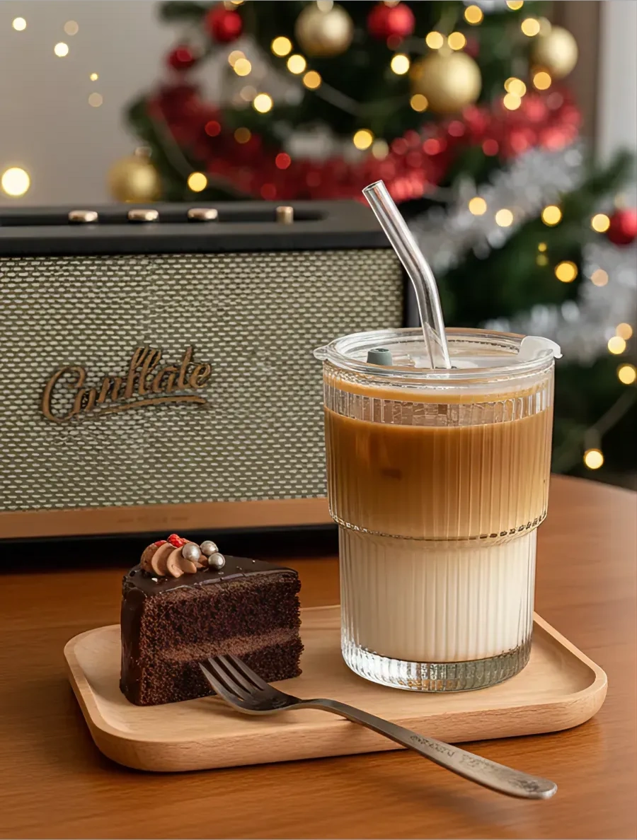 Conflate Kapaklı Ve Pipetli Hava Geçirmez Bardak, 400 Ml 418735150 Beyaz