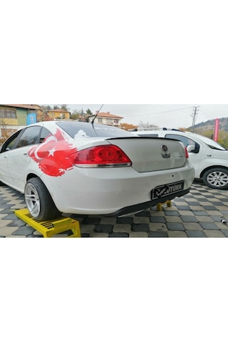 Hyundaı Era Uyumlu Piano Black Spoiler 120 Cm (554702211)