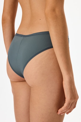 Penti Gri Essentials V Kesim Brazilian Külot Gr58
