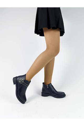 Siyah Renk Fermuarlı Cilt Deri Kemer Aksesuarlı Kadın Bot Siyah