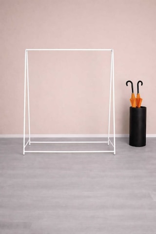 Metallica Concept Oval Butik Askılık Konfeksiyon Askısı Ayaklı Askılık Elbise Askılığı Portmant Beyaz