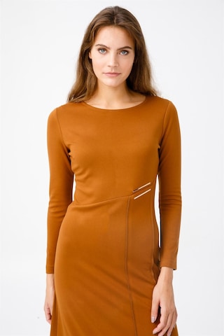 Asimetrik Cıt Cıt Aksesuarlı Elbise Camel-camel Camel