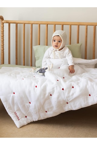 Nakışlı Müslin Bebek Yorgan Müslin Yorgan Beyaz - Kırmızı