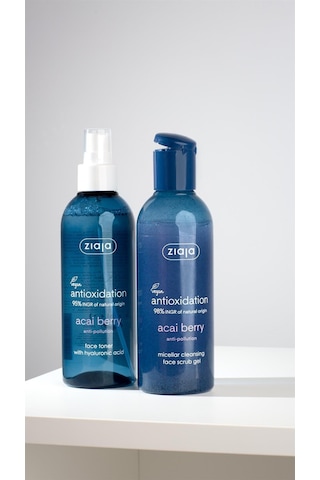 Ziaja Acai Berry Misel Yüz Temizleyeci Scrub Jel 200 ML