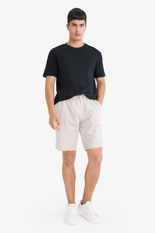 Defacto Slim Fit Dar Kesim Cepli Pamuklu Basic Düz Bermuda Şort W1105az25spbg170 Bej