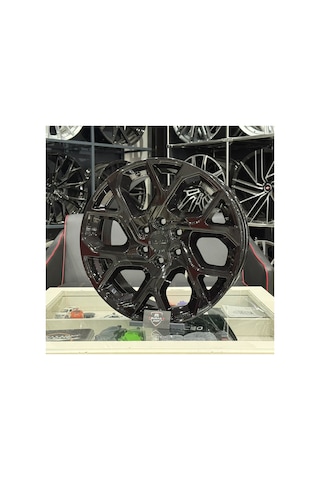 18 İnç 6x120 Yeni Vw Transporter Piano Black Velare Jant Modeli 4adet