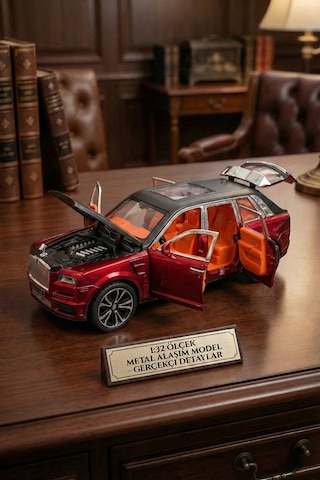 Kırmızı-siyah Rolls Royce Cullinan Metal Model Araba 1:32 - Sesli Işıklı Kapıları Açılan Oyuncak Jip 18 Cm