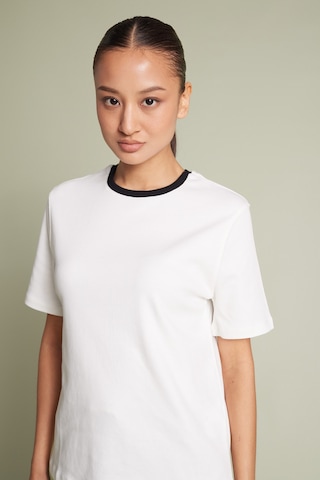 Pamuklu Kısa Kollu Kontrast Bisiklet Yaka T-shirt Ekru