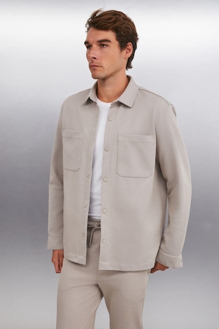 DERIAN Erkek Comfort Fit 2 Cepli Çıt Çıt Düğmeli Vizon Gömlek