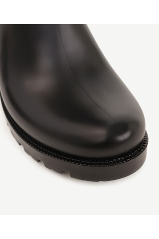 Yargıcı Kapitone Detaylı Kısa Yağmur Botu Siyah