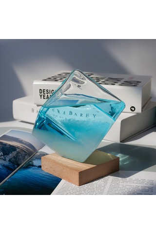 Reedark Hava Durumu Tahmin Flashtası - Mavi Küçük Su Küpü + Ahşap Tabanlı, Cam Malzeme, El Blown, 8x8x10.5 Cm