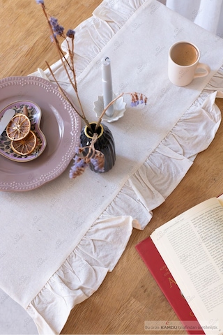 Düz Bej 40x125 Cm Vintage Fırfırlı %100 Keten Pamuklu Amerikan Runner Bej