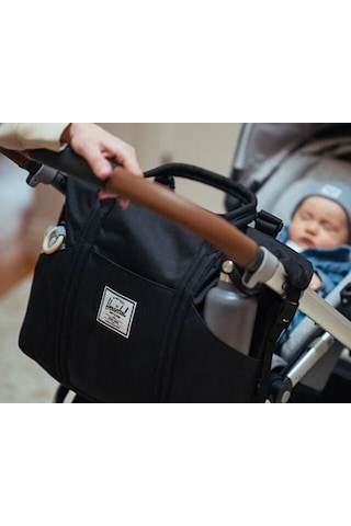 Herschel Strand Duffle Diaper Bag Spor Çantası-yükseklik: 36 Cm, Genişlik: 43 Cm, Derinlik: 14 Cm 11411-00001 Siyah Siyah