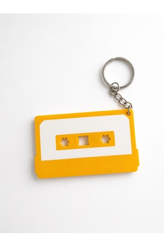 Manifest Esin Kaset Anahtarlık Retro Nostaljik Tasarım Anahtarlık Sarı Renk 8,5 Cm -