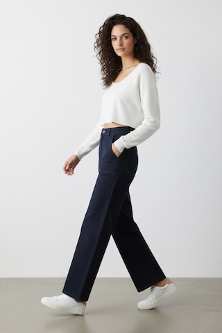 Kene Jeans Kadın Lacivert Ön Yapıştırma Cep Bol Paça Pantolon Lacivert