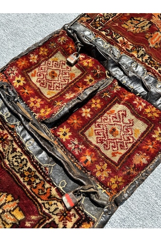 Burak Halı El Dokuma Antika Derili Heybe Kök Boya Kilitli 47 x 114