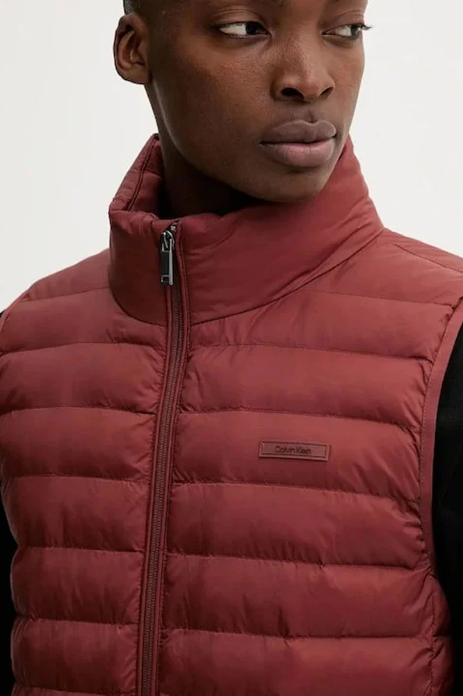 Calvin Klein Erkek Kolsuz Hafif Naylon Şişme Kırmızı Yelek Lv04lc509g-vfk Kahverengi