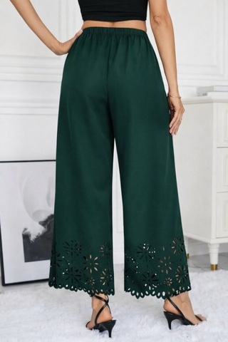 Efnaz Style Kadın Yüksel Bel Beli Lastıklı Çiçek Desenli Lazer Kesım Detaylı Ithal Krep Pantolon Yeşil