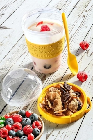 Go Kapaklı Kaşıklı Hazırla Ve Çık Meyveli Yoğurt Müsli Kabı Beslenme Diyet 600 Ml 001 Bej