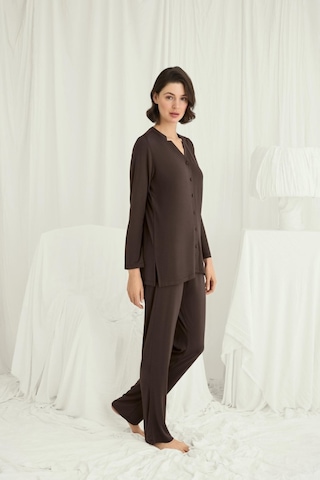 İkikareshop Uzun Kollu Boydan Düğmeli V Yaka Pijama Takımı Çok Renkli
