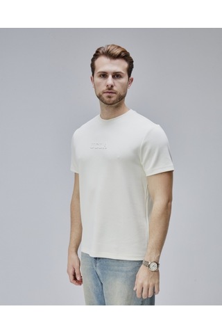 Canary Kemik Rengi Bisiklet Yaka Gofre Baskılı Modal Kumaş Standard Fit Erkek Tshirt Kemik Rengi