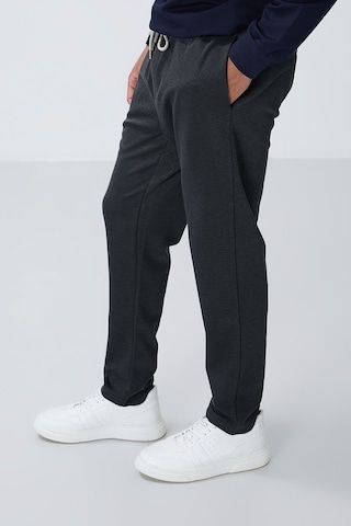 Tommy Life Koyu Gri Yüzeyi Dokulu Standart Fit Erkek Eşofman Alt - 82155