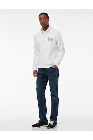 Koton Uzun Kollu Şardonlu Yarım Fermuarlı Lisanslı Snoopy Baskılı Sweatshirt Ekru 6wam70143mk
