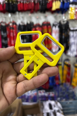 Emniyet Kemeri Aparatı, Şişe Açıcı, Evrensel Uyumlu, Sarı Renk