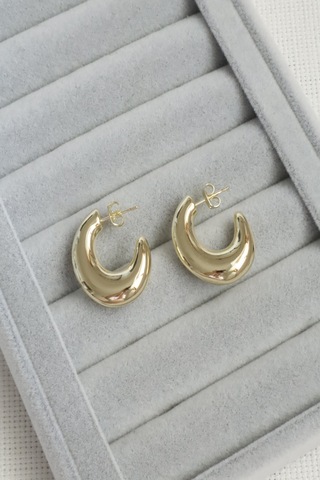 Kadın Küpe Kararmaz 14k Renk Vip Seri Tombik Hilal Küpe Altın