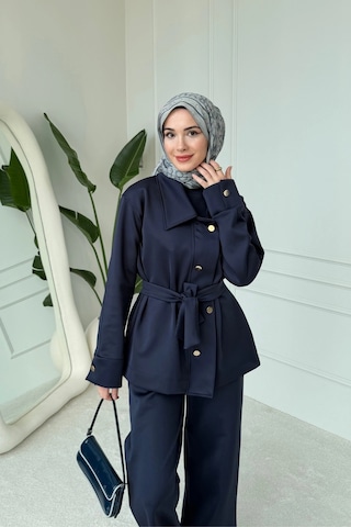Mihran Butik Sophie Model Bel Kemer Ve Düğme Detaylı Kadın Takım Lacivert Lacivert