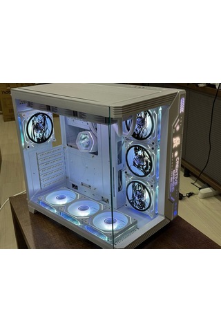 7 Argb Anime Karakterli Fanlı Pc Kasası 850w 80 Plus Bronze Powerli 360mm Sıvı Soğutmalı Beyaz