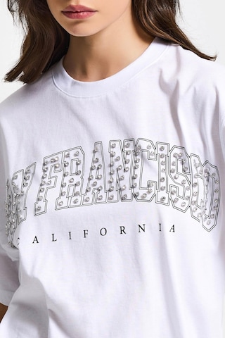 Itsbasic Kadın Beyaz S6-2 Oversize Özel Parlak Taşlı Sloganlı Bol Kesim T-shirt