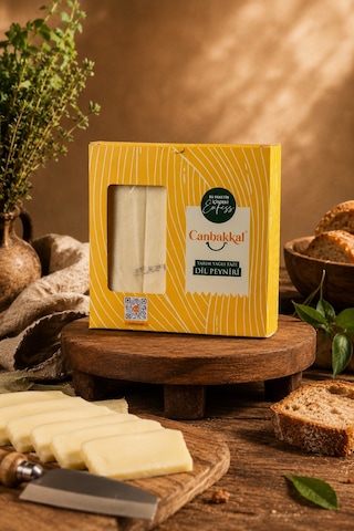 Canbakkal Yarım Yağlı Katkısız Doğal ve Kahvaltılık Dil Peyniri 1 KG