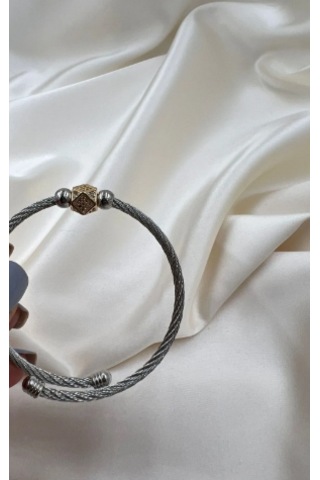 Bb Çelik Piramit Kelepçe Bilezik