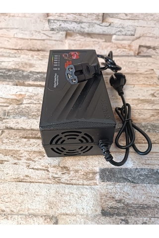 Elektrikli Bisiklet Şarj Cihazı 72v 20ah 6 Batarya Dolum Gösterg