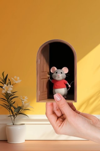 Sevimli Fare Stickerı 3 Boyutlu Görünüm 13x7,5 Cm Çok Renkli