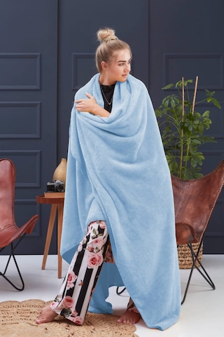 Deluxe Wellsoft Battaniye Bebe Mavisi Tek Kişilik Battaniye TV Battaniyesi 150 x 200 CM