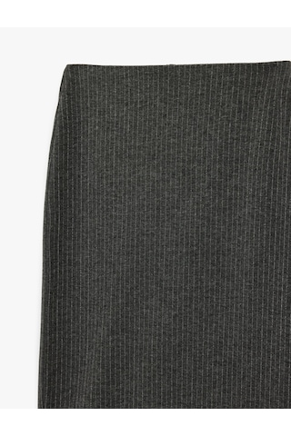 Koton Yırtmaç Detaylı Slim Fit Parıltılı Midi Kalem Etek Gri Çizgili 6sak10073ek Gri Çizgili